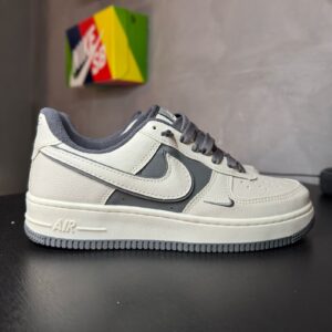 Air Force 1 - White/Gray